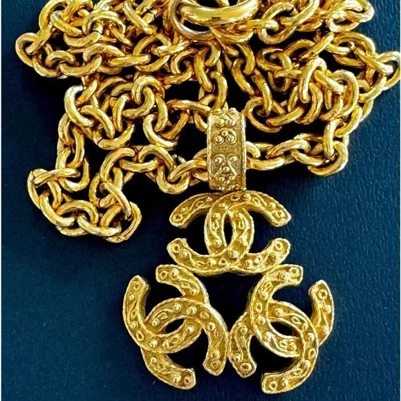 CHANEL Accessories - CHANEL Necklace